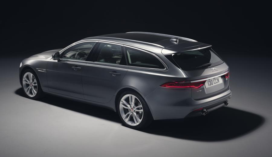  Jaguar XF 2.0d Sportbrake 2017 года  (WW) (фото 9 из 47)